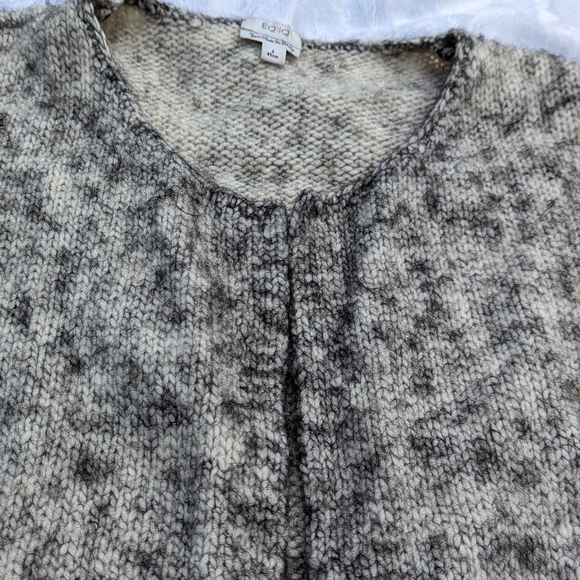 Cozy Wool blend Sweater - Picture 2 of 5